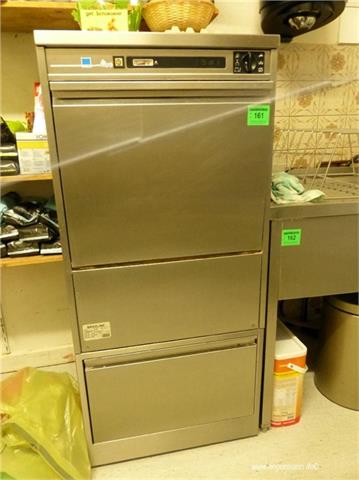 Gastronomie Haubenspühlmaschine