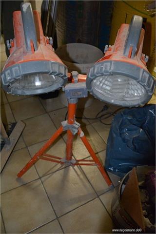 Baustrahler mit 2 Lampen